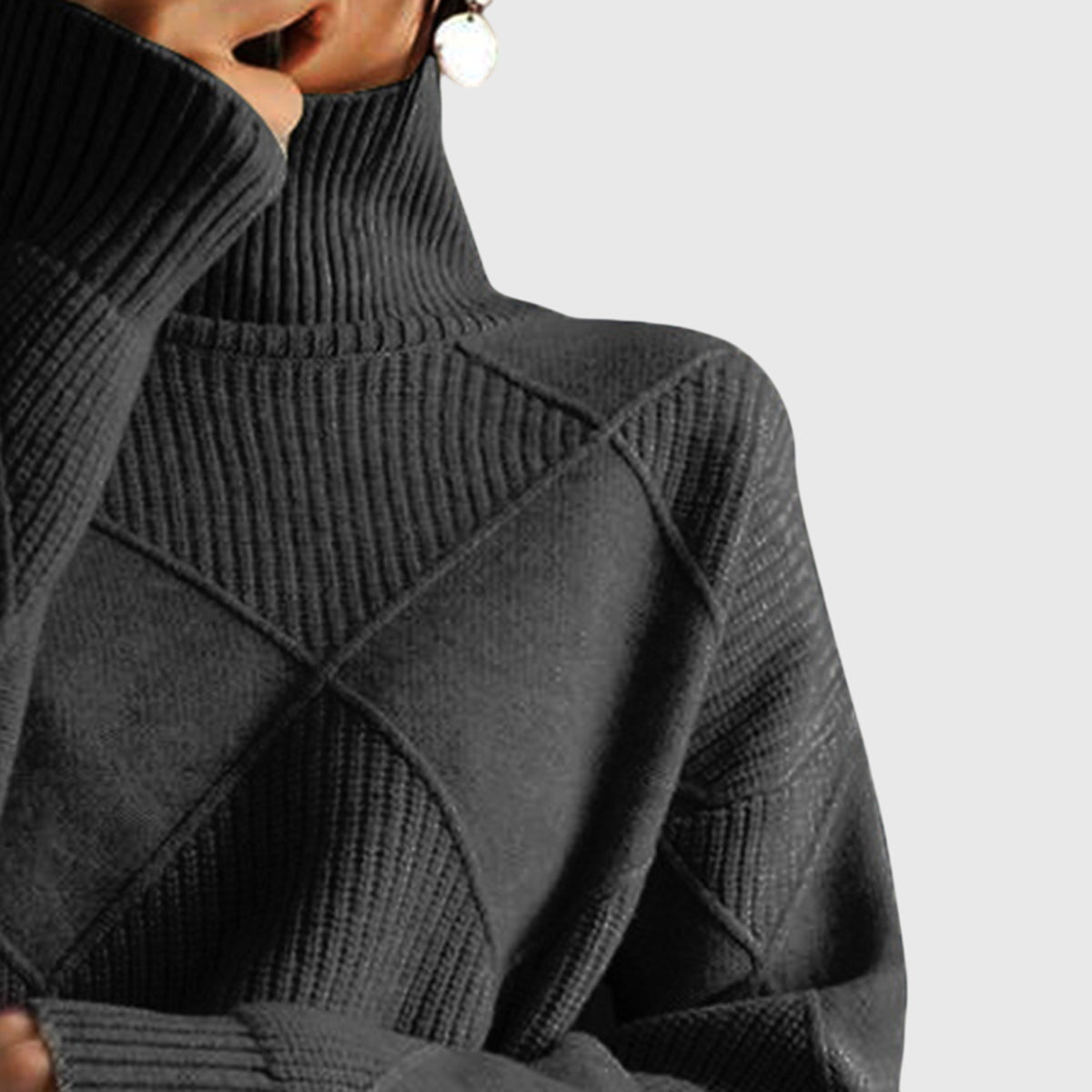 Cassie Women's Roll Neck Knitted Jumper