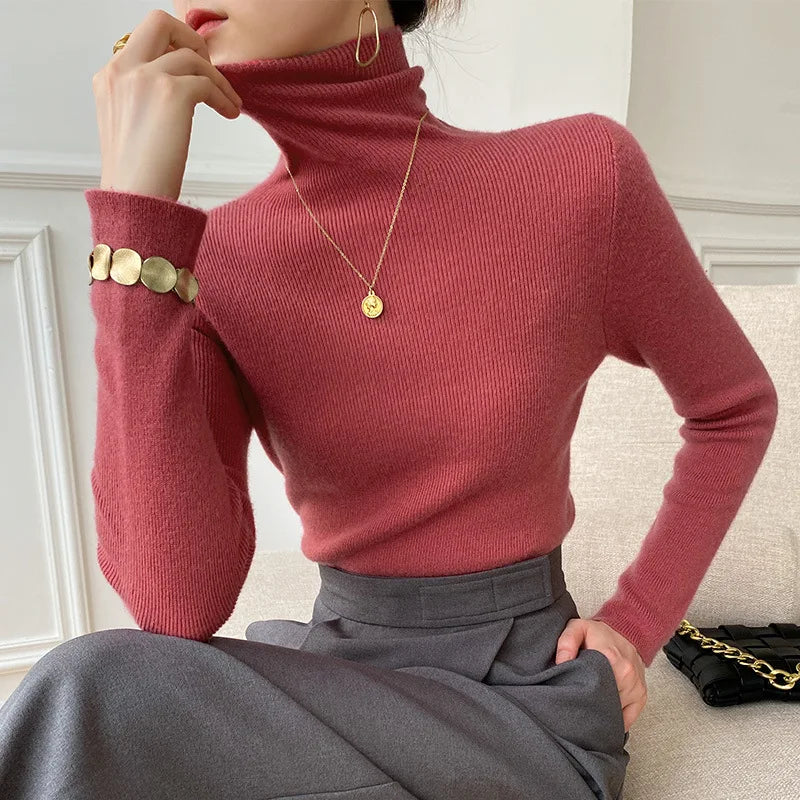 Opal Women's Cashmere Roll Neck Jumper - Blush