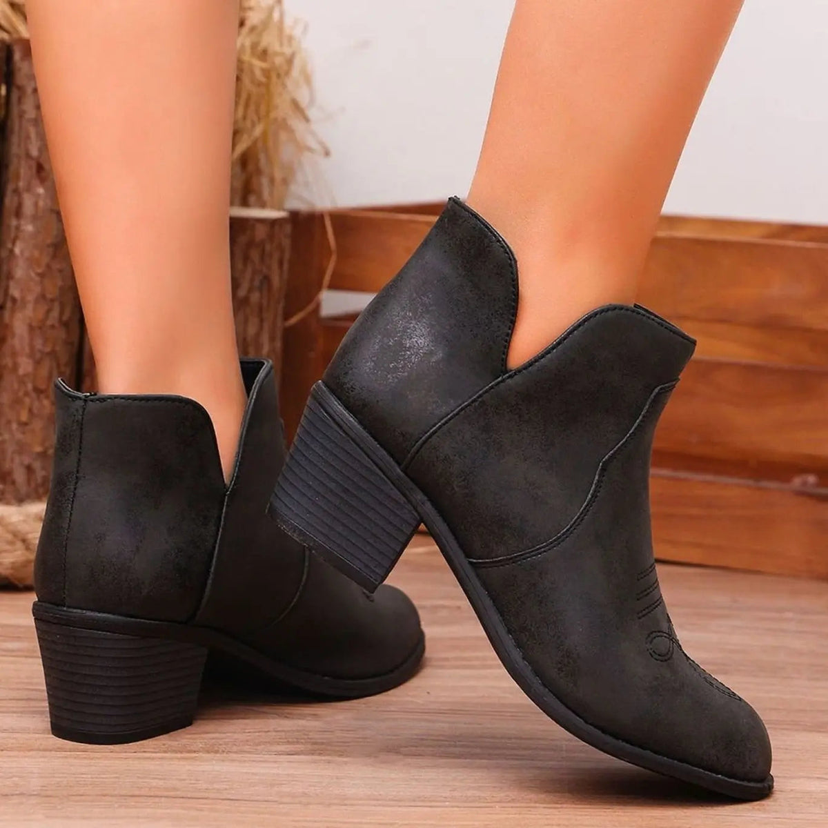 Elspeth Women's Western Heeled Ankle Boots