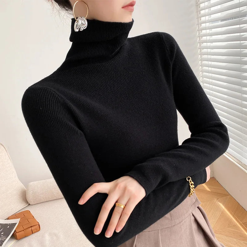 Opal Women's Cashmere Roll Neck Jumper - Black