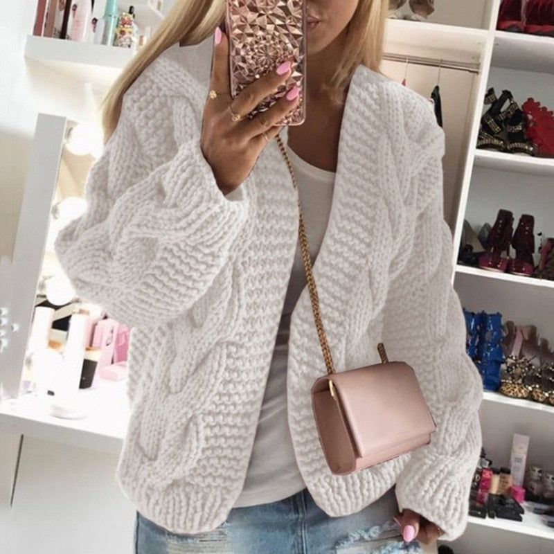 Ingrid Women's Oversized Chunky Knit Cardigan - White