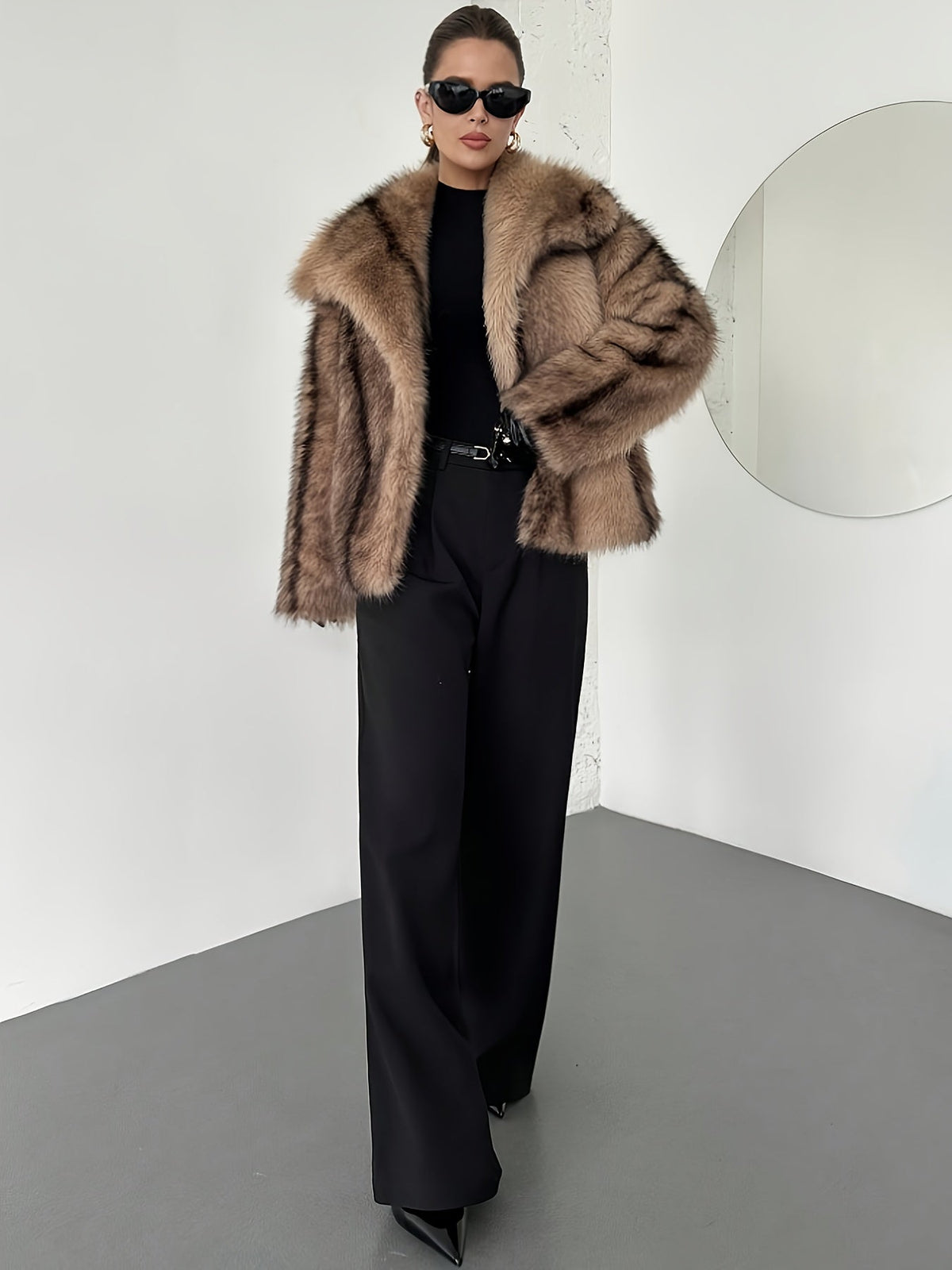 Jane Women's Cropped Faux Fur Jacket
