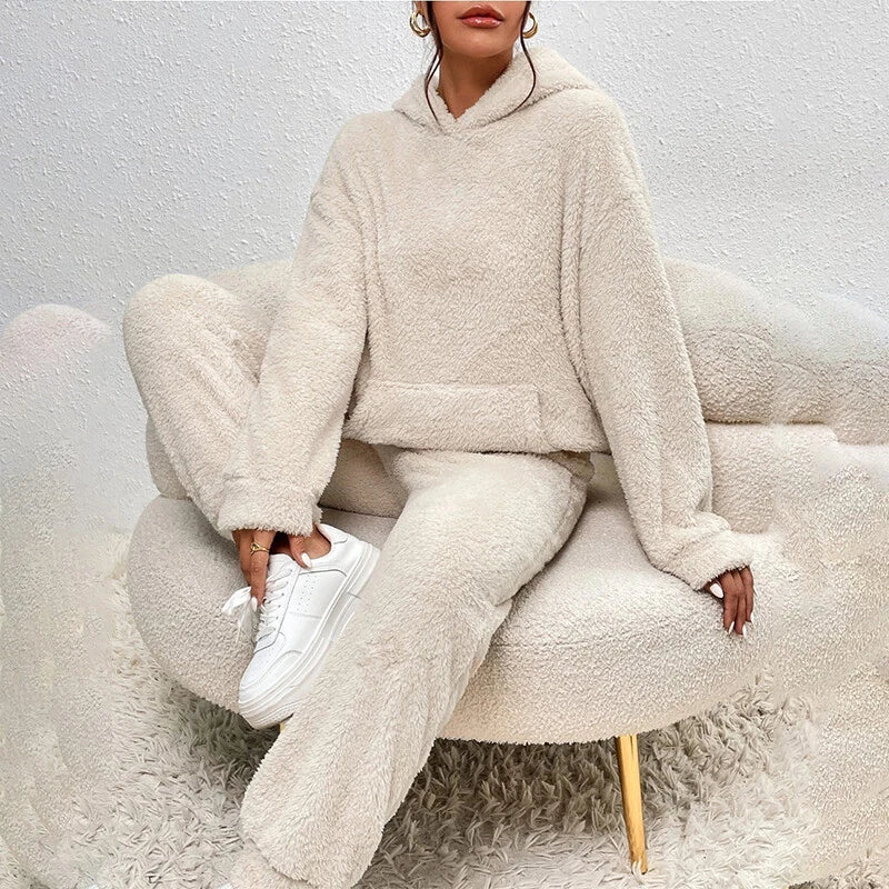 Seren Women's Fleece Pyjama Lounge Set - Cream